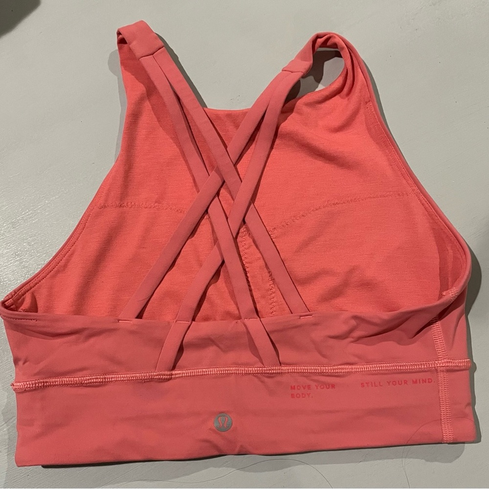 Women's Lululemon Coral cross back Sports Bra size 8